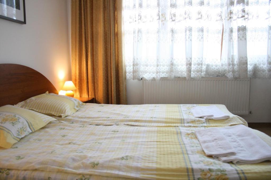 Korina Sky Hotel Bansko Esterno foto